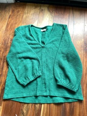 Green V-Neck Women's Sweater madewell size M